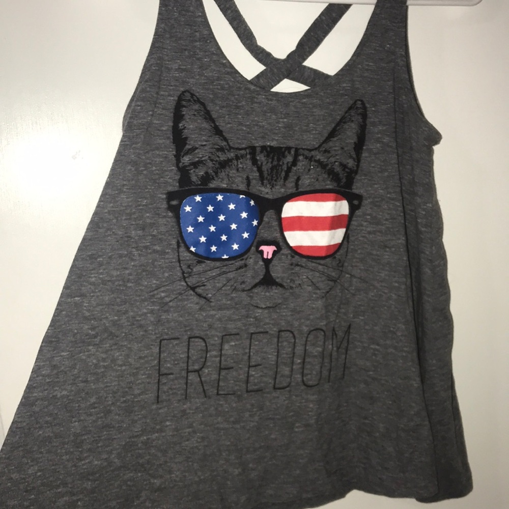 Gray tank top